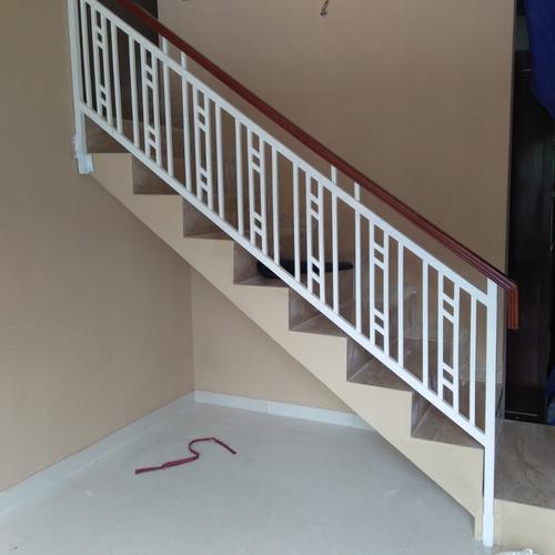 Jual railing tangga besi pegangan kayu - Kota Tangerang Selatan - JAYA ...