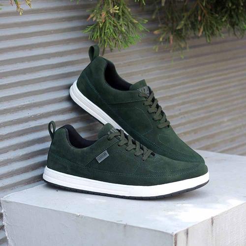 Jual SEPATU SNEAKERS CASUAL PRIA PRODUK DISTRO LOKAL
