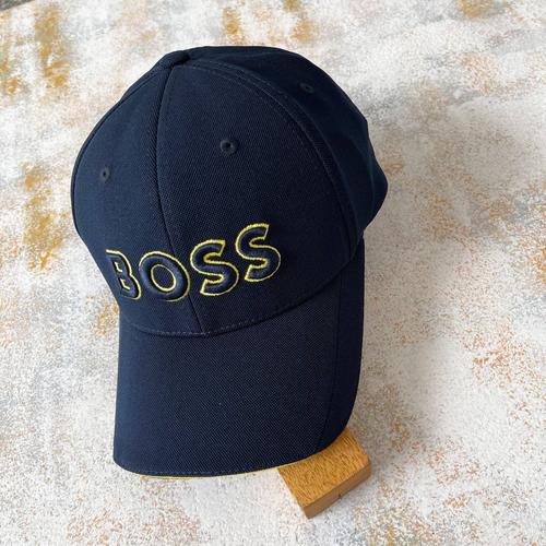 Hugoboss cap in navy with yellow lining 