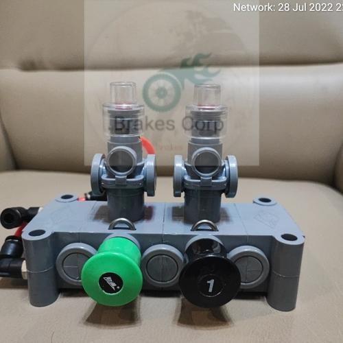 Jual pneumatic control switch / blok valve - Kab. Sidoarjo - Brakes ...
