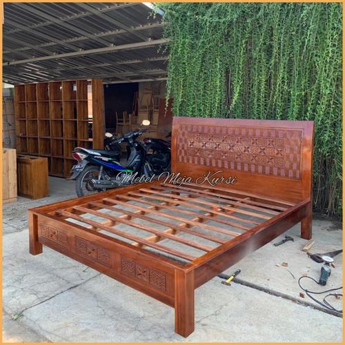 Jual Dipan ukir jati, tempat tidur ukir jati, dipan ukiran minimalis ...