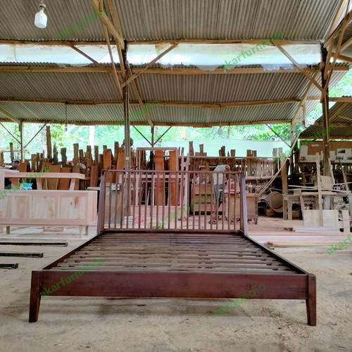 Jual tempat tidur minimalis dipan minimalis ranjang kayu jati day bed Kab. Jepara