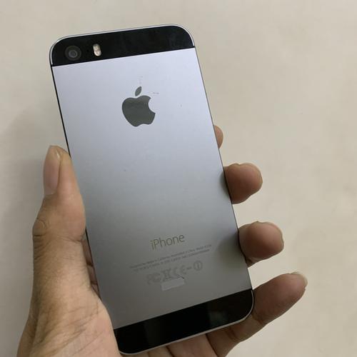 au Apple iPhone 5s 16GB ME332J/A 261 iPhone 5s (中古並品) au Apple
