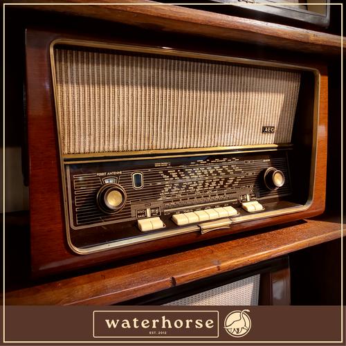 Jual Radio Tabung Antik AEG / Radio Kuno / Barang Antik - Jakarta Timur