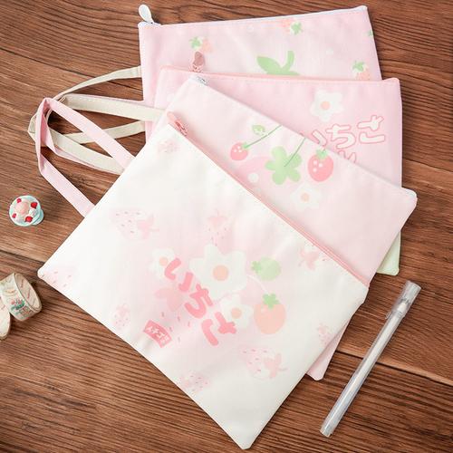 Gambar Strawberry Ichigo Canvas Tote Folder A5 dari Pingocat Kota Tangerang Selatan Tokopedia