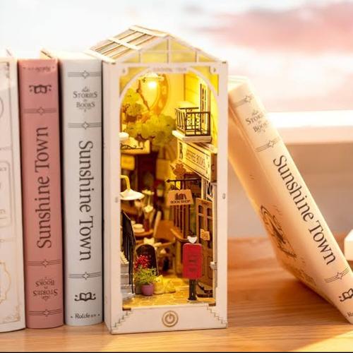 Jual ROLIFE TGB02 BOOKEND SUNSHINE TOWN ( DIY 3D WOODEN PUZZLE BOOK NOOK ) Jakarta Utara Dea Jual ROLIFE TGB02 BOOKEND SUNSHINE TOWN ( DIY 3D WOODEN PUZZLE BOOK NOOK ) Jakarta Utara Dea