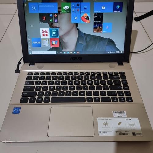Jual laptop Asus VivoBook Max X441M Ram 4GB Mulus dan Normal Murah