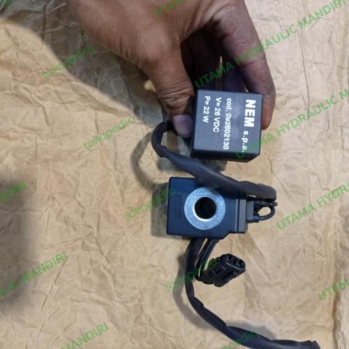 Bobina De Válvula Solenoide Piloto UN-D 4304012 C13DM12/14 Para Bobina De Válvula Solenoide Piloto Cater JCB Dos Piezas De Excavadora (DC24V