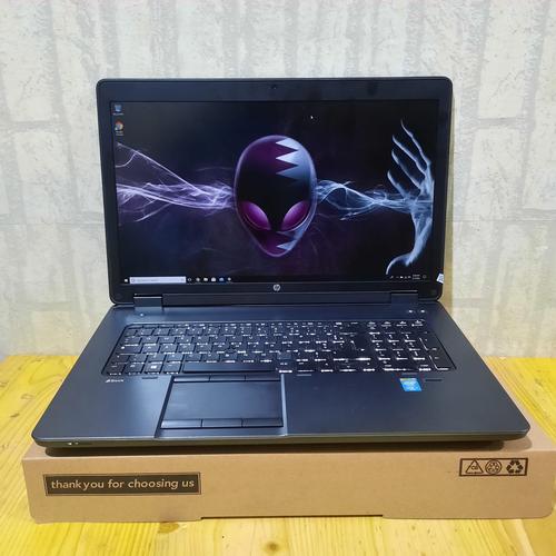 HP Workstation ZBOOK17 G2 i7-4810MQ SSD512G RAM16GB Bluray Office
