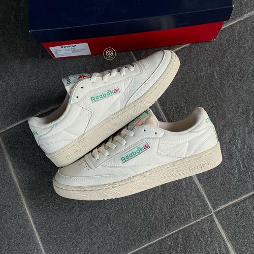Promo SEPATU REEBOK CLASSIC CLUB C 85 1985 TV VINTAGE WHITE GREEN ...