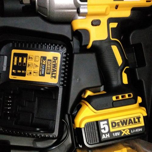 Clé a choc dewalt DCF 899 - Bricolage