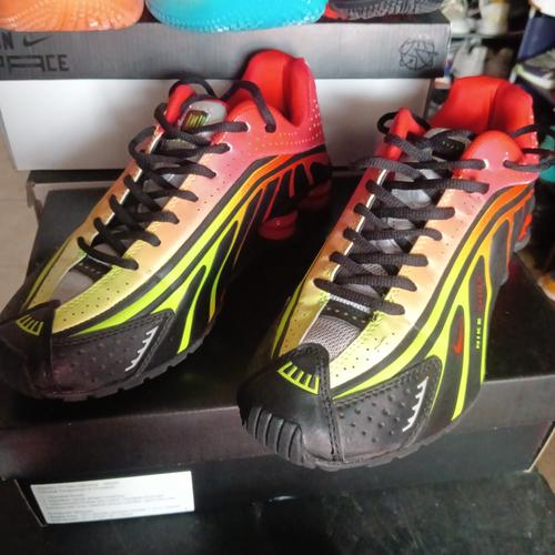 Jual sepatu running Nike shoxx R4 Kota Bogor
