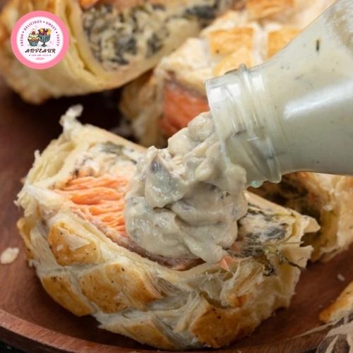Jual SALMON EN CROUTE SALMON WELLINGTON MUSHROOM MOZARELLA INSIDE 250GR Jakarta Utara