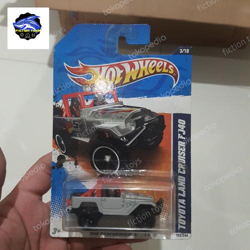 Jual hot wheels toyota land cruiser fj40 eror polos abu2 Kab. Jember