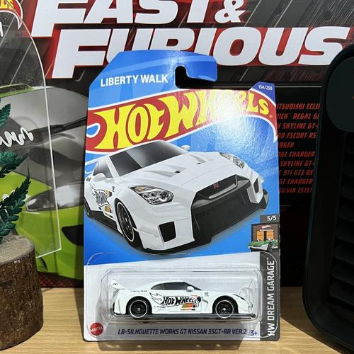 Jual hotwheels nissan gtr r35 lbwk putih - Kota Banda Aceh - hotwheels ...