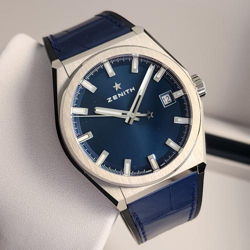 Jam Tangan Zenith Defy Classic 41 Blue Dial Titanium Brand New Nov 23 di  Budz Watch Gallery Tokopedia - Main Image