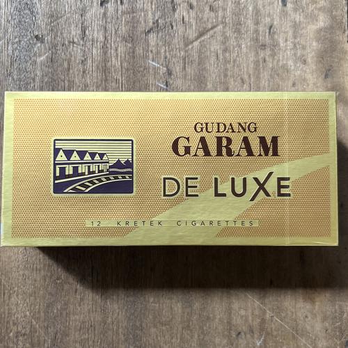Jual Rokok GUDANG GARAM SPESIAL SPESIAL DE LUXE 12 BATANG - GG Kretek