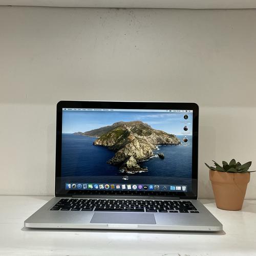 MacBook Pro（Retina,13インチ,Early 2015）512GB/8GB〈MF841J/A〉⑤