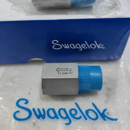 Jual Snubber/Gauge Protector 1/2" FNPT x 1/2" MNPT Swagelok SS8SAEW