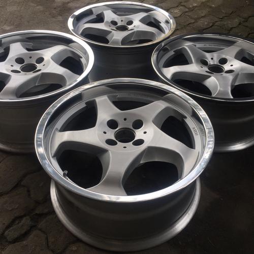 Alpha Throwing Star Avanza: Sebuah Studi Kasus Modifikasi Ekstrem