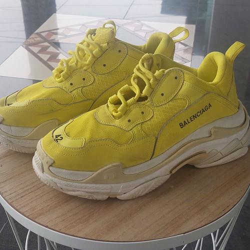 balenciaga yellow