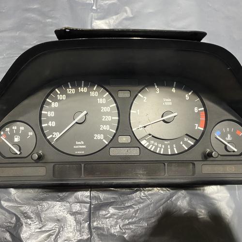 Jual Speedometer bmw e34 Original Jakarta Selatan AN BMW GARAGE