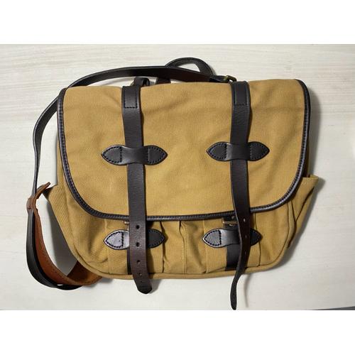 Jual Tas Selempang Filson Medium Field Bag, Twill, Tan, original made