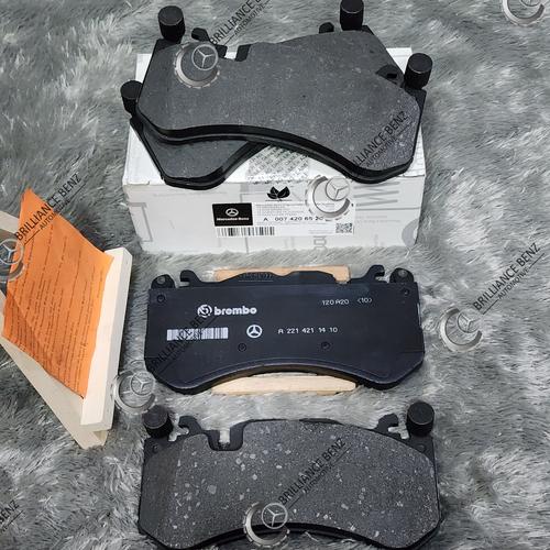 Brembo Front Brake Pad Set CS81R2 – Fits Audi RS7 & Mercedes AMG E63/CLS63/C63/G63 & More