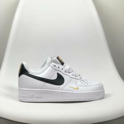 white & black air force 1 07 essential trainers
