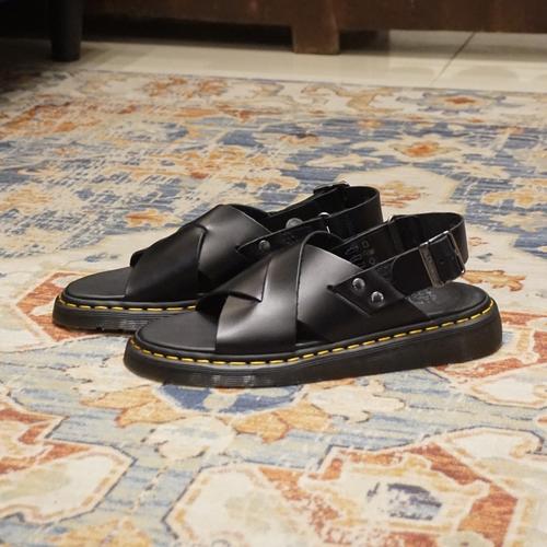Jual DR. MARTENS ZANE BLACK BRANDO BACK STRAP SANDALS UNISEX 
