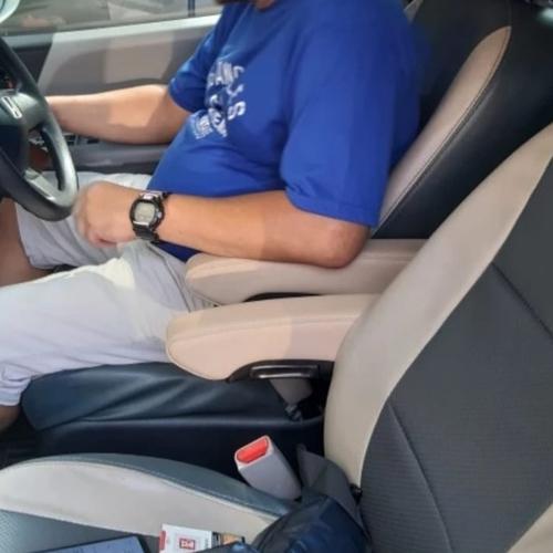 アクセサリー HONDA FREED GB3 2010 arm rest HONDA FREED GB3 2010 arm rest