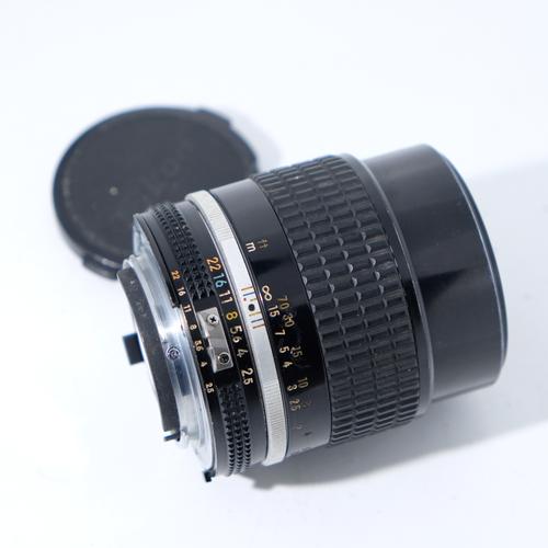 Jual Lensa manual Nikon Nikkor 105mm Ais Kota Surabaya