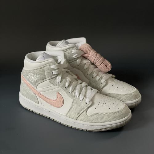 WMNS 早けれ Air Jordan 1 Mid SE Light Iron Ore