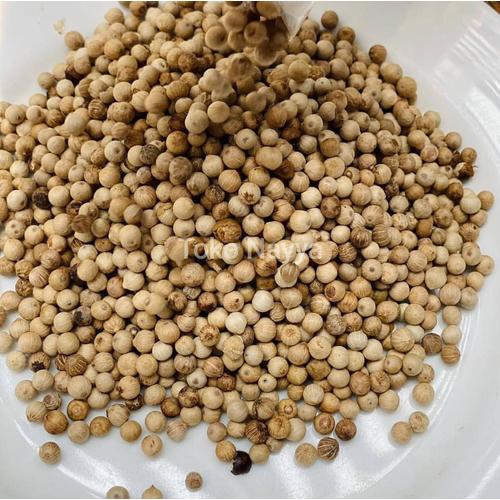 Ichkarida yaqindan porno Issiq qora ayol bilan jinsiy aloqa