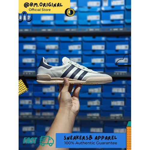 Jual Adidas Jeans Chalk White Sand Strata Legend Ink GY7436 40.5
