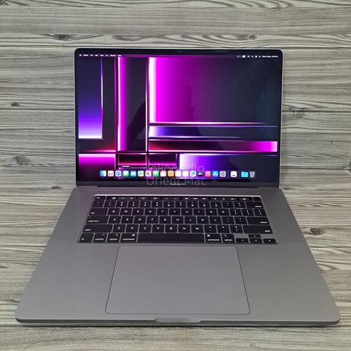 Macbook Pro 16 Touch Bar 2019 - SPACE CASH VARESE