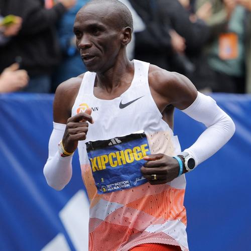 ナイキ NN ランニングチーム エアロスイフト シングレット（ササクラ  