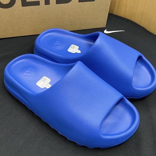 YEEZY SLIDE AZURE 25.5cm YEEZY SLIDE AZURE 25.5cm