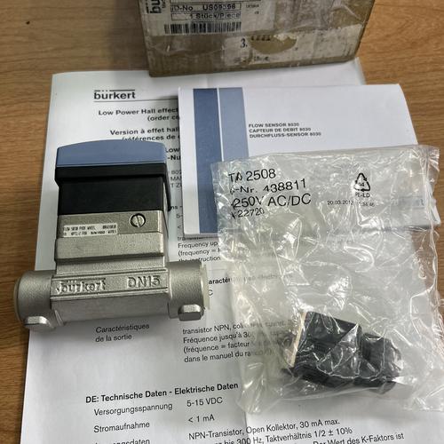Jual Solenoid valve BURKERT stainless type flow Se30 / 8030 12 vdc (1