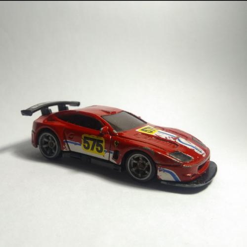 Hot Wheels Ferrari 575 GTC 2007 – Miniature 1/64, Collection