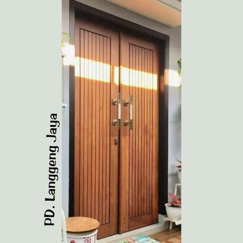 Jual Pintu utama double minimalis nat vertikal meranti oven - Jakarta