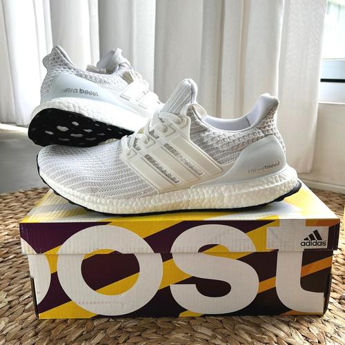Jual Sepatu Adidas Ultraboost Running White White, 43 Kota