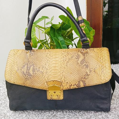 SECOND TAS BRANDED JEAN LOUIS SCHARRER PARIS KULIT ASLI di Mega  Jaya Laris Tokopedia