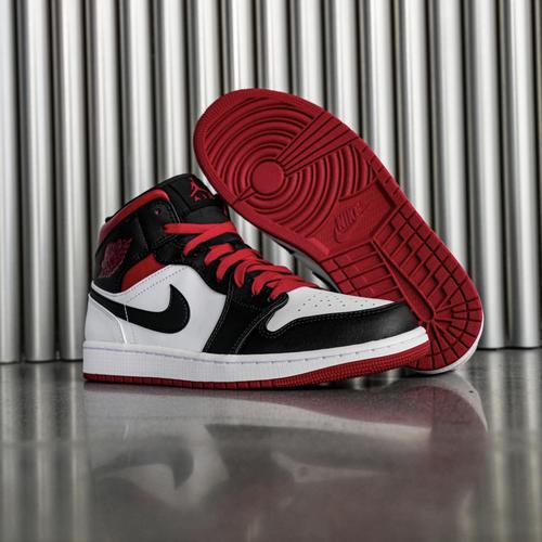 Nike Air Jordan Mid Black Toe White Gym Red 100% Authentic di  Sneakertology Tokopedia