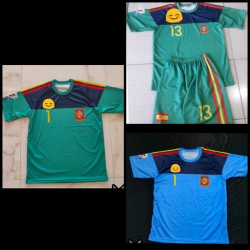 Goal Keeper Jersey Spain 2010-11 Casillas Goalkeeper Retro Shirt