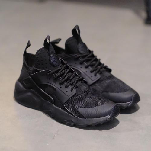 harga nike huarache original