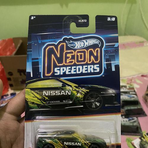 Jual hotwheels nissan gtr r35 neon speeders - Kab. Banyuwangi - WDD ...