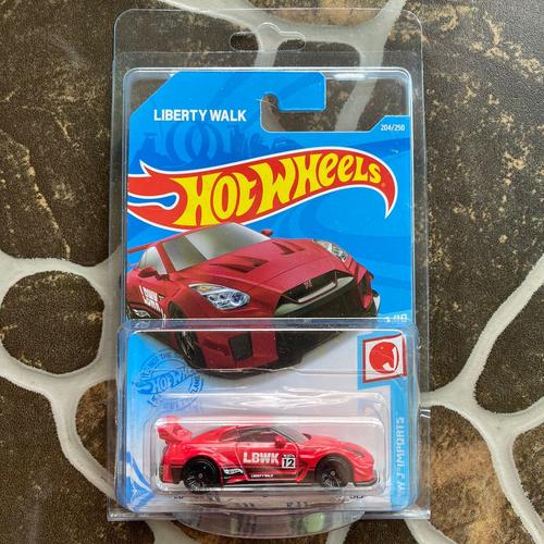 Jual Hotwheels Nissan Skyline GTR R35 LBWK Ver.2 Merah - Kab. Demak ...