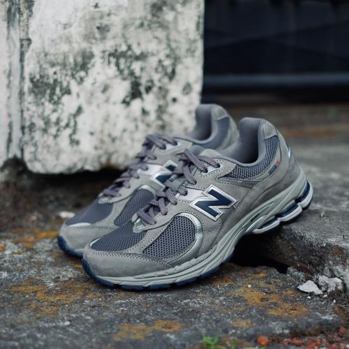 Balance 2002r New Balance Cheetah Sneakers New Balance 2002R