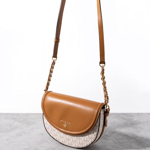 Jual MICHAEL KORS Jet set medium logo and leather half dome